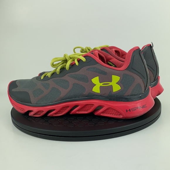 Under Armour Spine Venom Athletic Running Shoes 1235703-019 Women's Size 9.5 - Picture 7 of 12